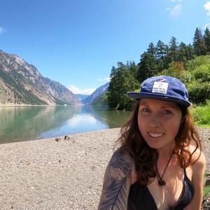 Meet your Posher, Lillie